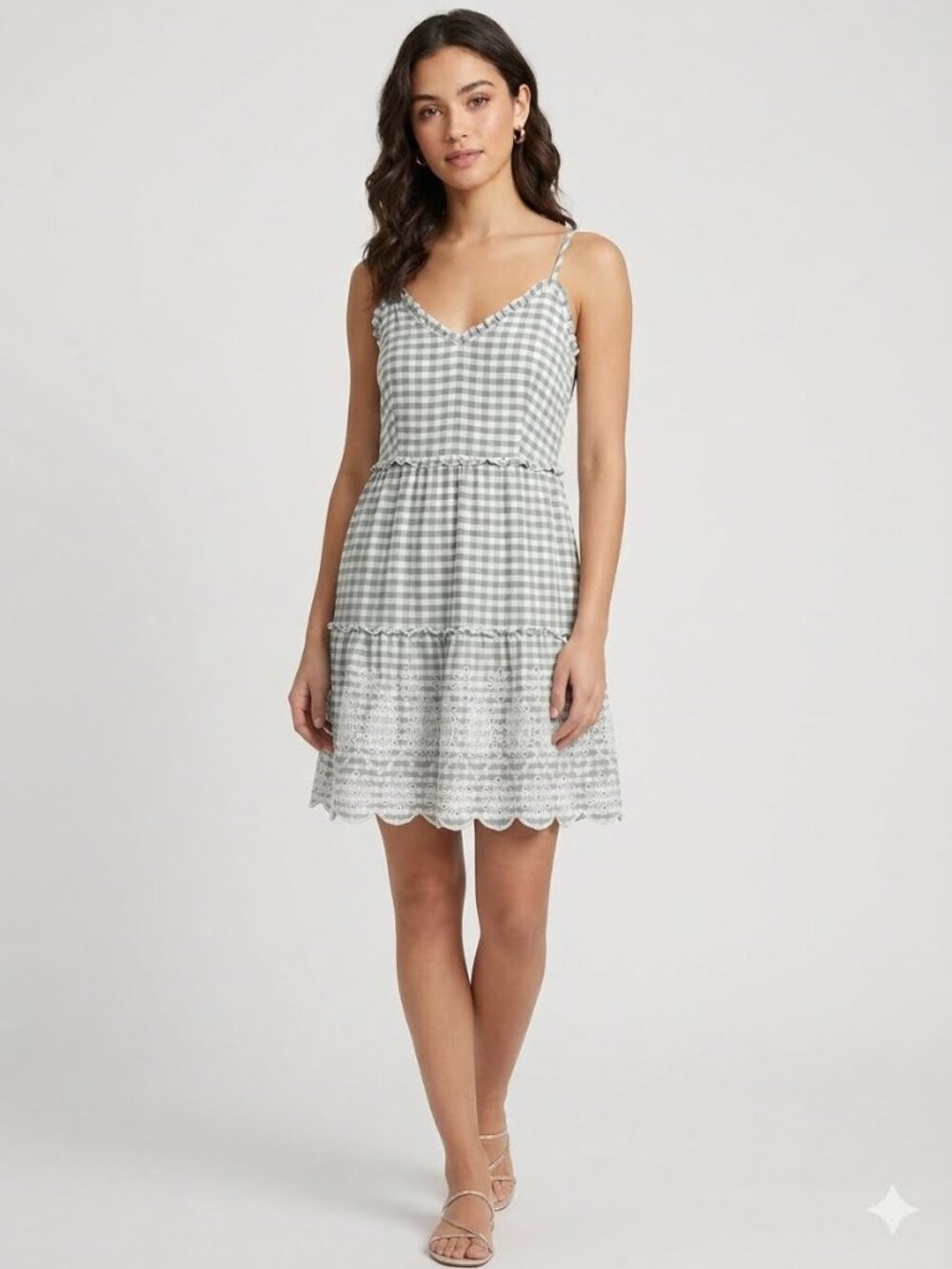 Jessica Simpson Gingham Tiered Sundress with Eyelet Lace Hem, Size M EUC